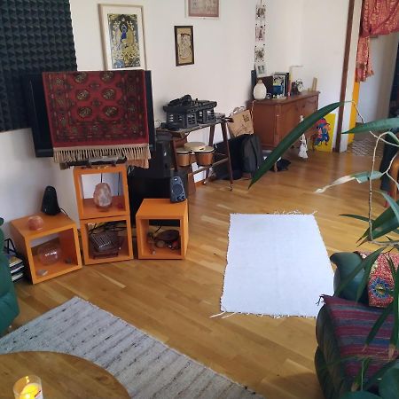 Nettes Apartment Im 14Ten Bezirk In Wien Exterior photo